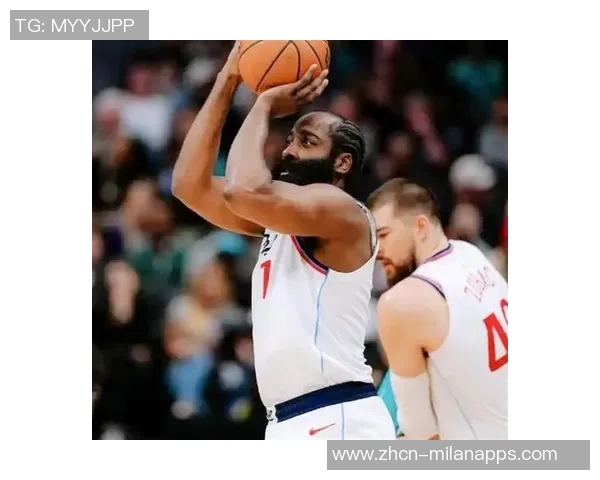 米切尔盛赞哈登空接配合直言这球值得裱起来挂墙上 米切尔盛赞哈登空接配合直言这球值得裱起来挂墙上