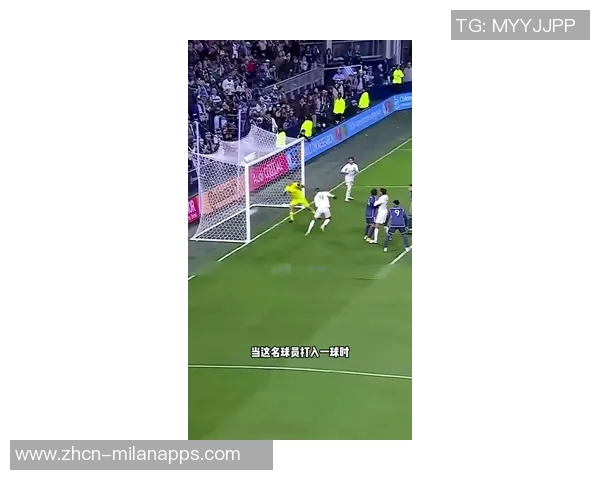 C罗禁区内遭铲倒裁判判越位在先未判点球引发争议 C罗禁区内遭铲倒裁判判越位在先未判点球引发争议